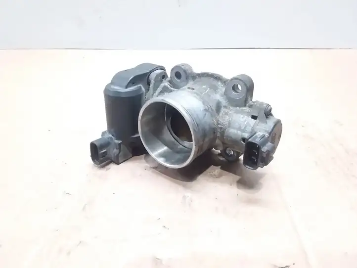Toyota Corolla Verso AR10 (2004 - 2009) 0R0107E22 Дроссельная заслонка — фото 1