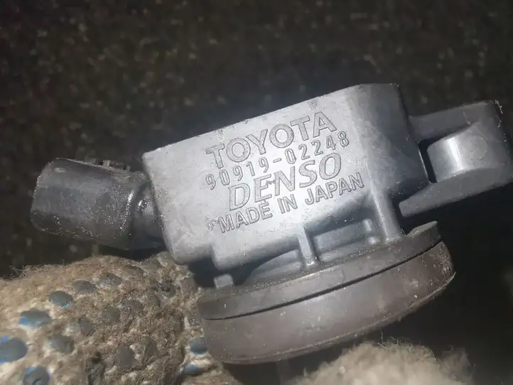 Toyota Avensis T250 (2006 - 2009) 9091902248 Катушка зажигания — фото 3