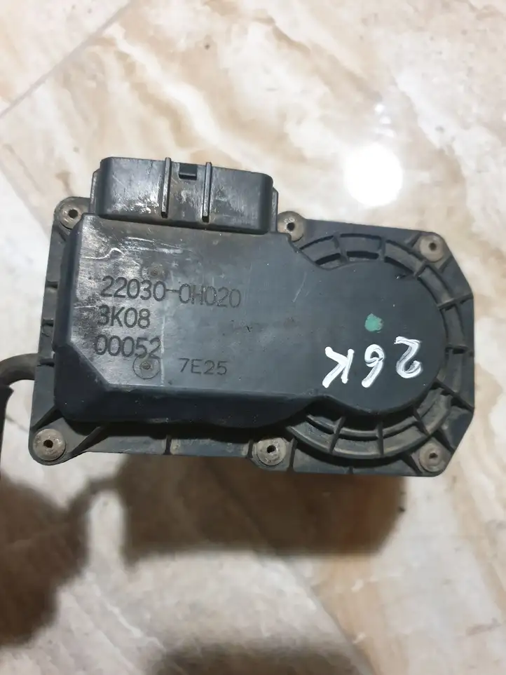 Toyota Solara (2003 - 2009) 220300H020 Дроссельная заслонка — фото 3