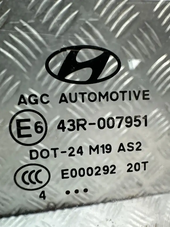 Hyundai ix35 (2013 - 2019) 43R007951 Стекло передней двери — фото 2