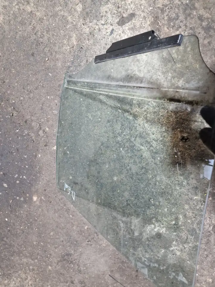 Hyundai i20 (PB PBT) (2012 - 2014) Стекло задней двери — фото 3