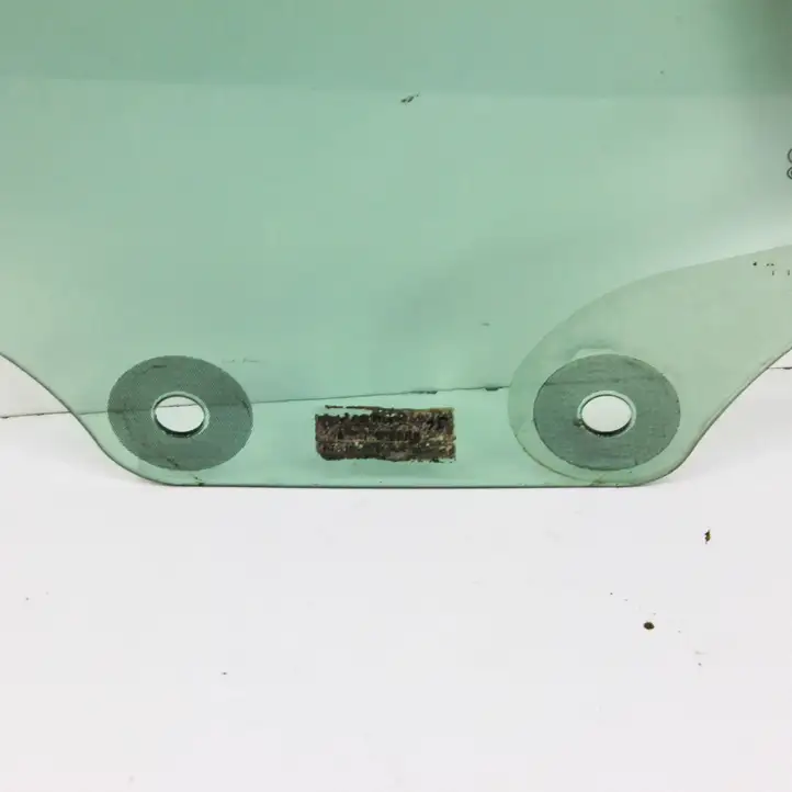 BMW 2 F22 F23 (2013 - 2017) 7290494 Заднее боковое стекло — фото 2