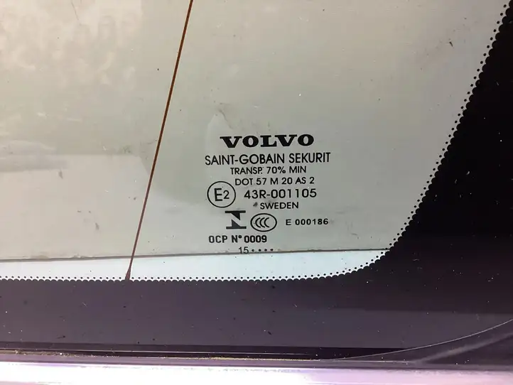 Volvo XC60 (2013 - 2017) Заднее боковое стекло — фото 4
