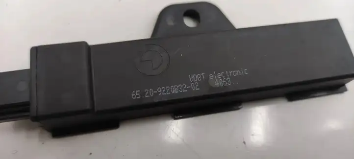 BMW 3 F30 F35 F31 (2012 - 2018) 9220832 Антенна бесключевого доступа — фото 4