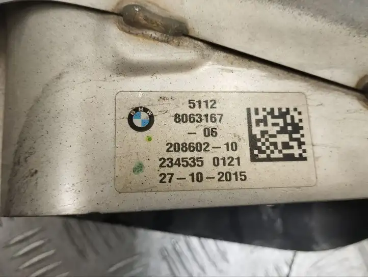 BMW 7 G11 G12 (2015 - 2022) 8063167 Насадки выхлопной системы — фото 9