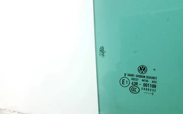 Volkswagen Tiguan (2007 - 2011) 5N08450256A Стекло задней двери — фото 3