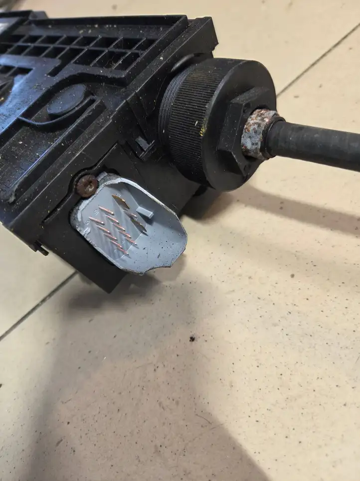 BMW X5 F15 (2013 - 2017)  6868514 Модуль управления ручным тормозом