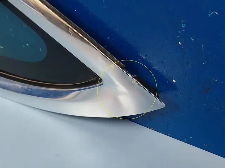 Tesla Model 3 (2017 - 2023) 108070300 Форточка двери — фото 4