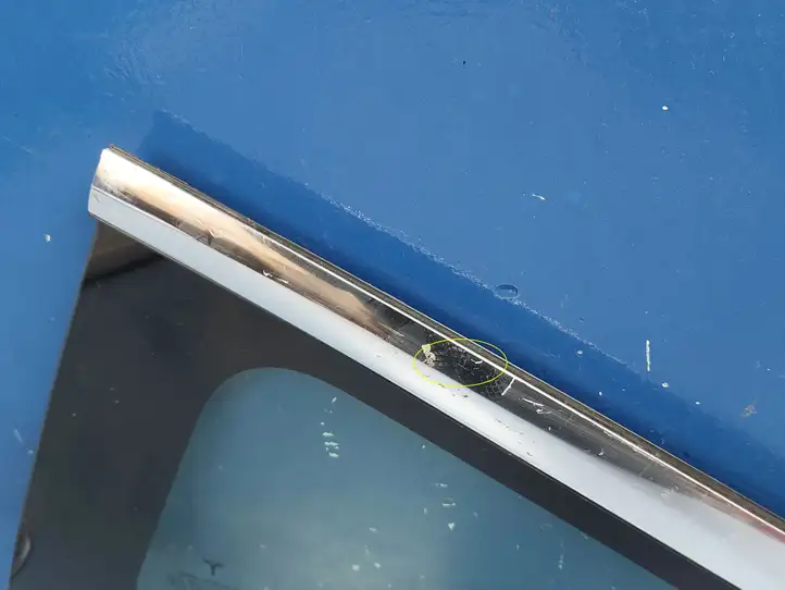 Tesla Model 3 (2017 - 2023) 108070300 Форточка двери — фото 6