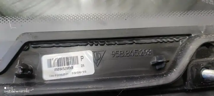 Porsche Macan (95B) (2014 - 2018) 95B845298XB Заднее боковое стекло — фото 2