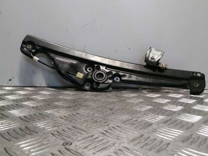 7034388 BMW 5 E60 E61 Galinio el. lango pakėlimo mechanizmas be varikliuko