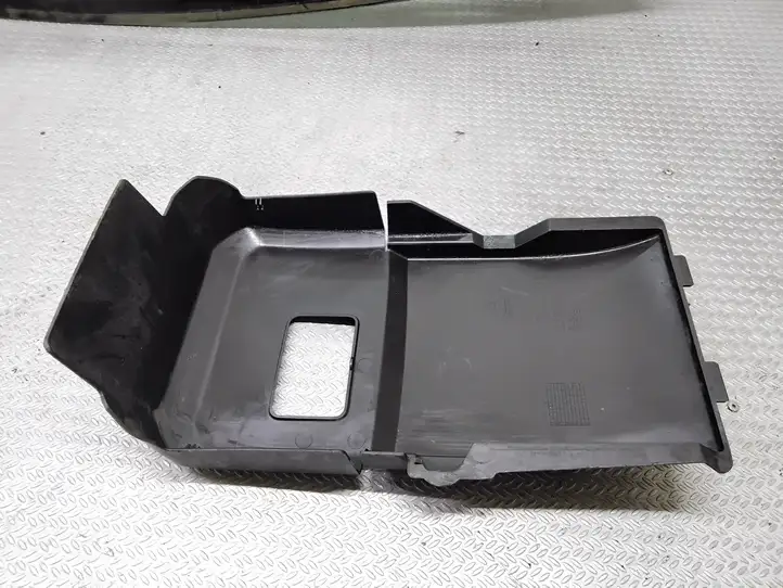 Volvo V50 (2004 - 2008) 30667276 Крышка ящика аккумулятора — фото 2