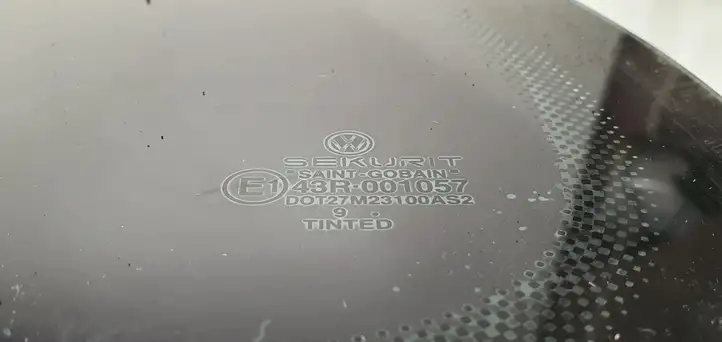 Volkswagen Golf IV (1998 - 2005) Заднее боковое стекло — фото 3