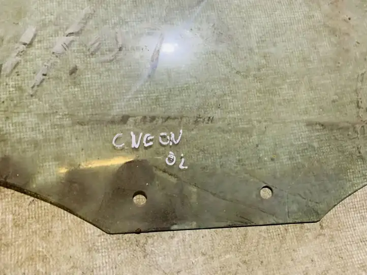 Chrysler Neon II (2000 - 2005) Стекло передней двери — фото 2