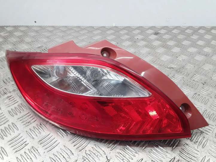 D65151160 Mazda 2 Galinis žibintas kėbule