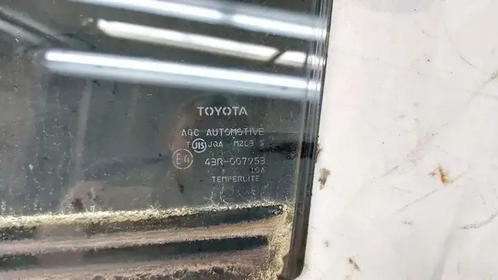Toyota RAV 4 (XA30) (2006 - 2016) Стекло задней двери — фото 2