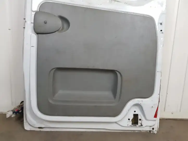 Renault Trafic II (X83) (2002 - 2014) Багажная дверь — фото 14