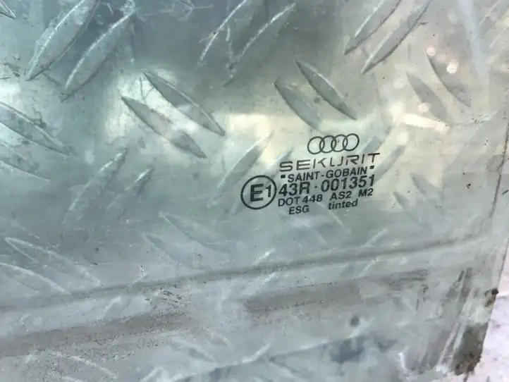 Audi A4 S4 B7 8E 8H (2004 - 2009) Стекло задней двери — фото 2