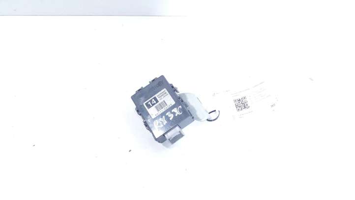 8911148020 Lexus RX 330 - 350 - 400H Gateway valdymo modulis