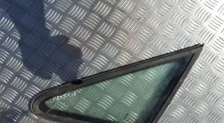 Seat Alhambra (Mk1) (2000 - 2010) 43R001100 Форточка двери — фото 1