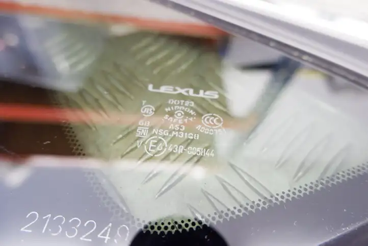 Lexus NX (2017 - ) 6272078010 Заднее боковое стекло — фото 3