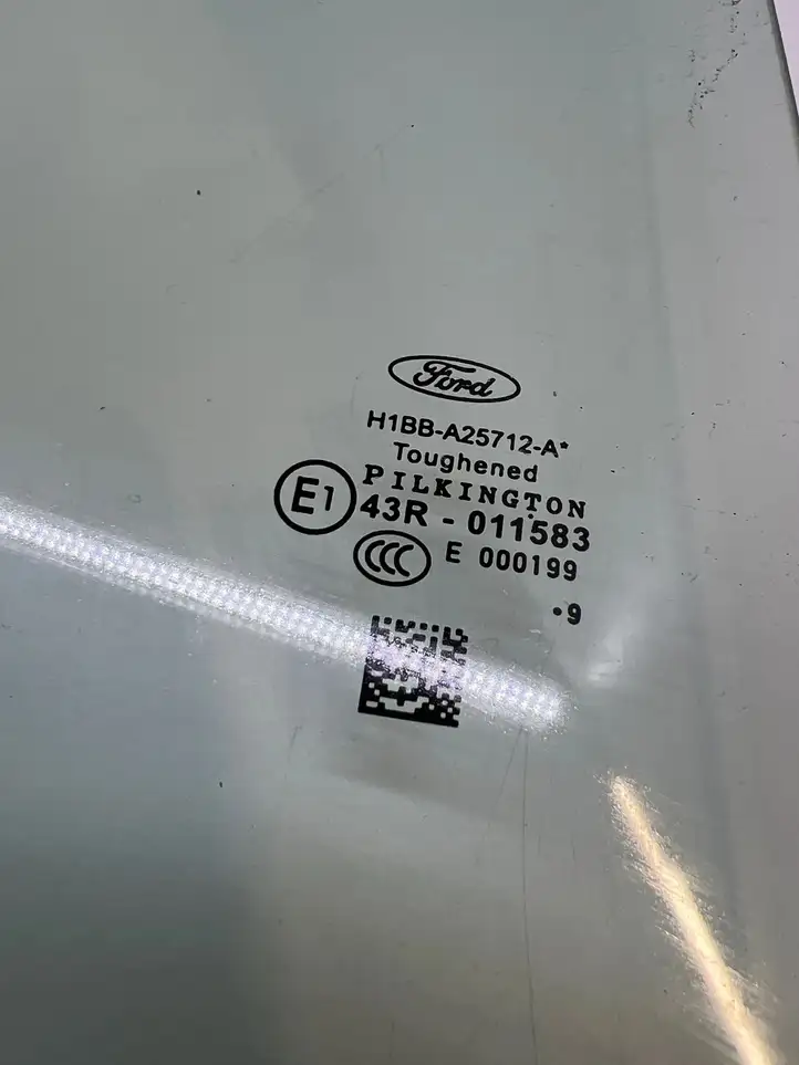 Ford Fiesta (2017 - ) H1BBA25712A Стекло задней двери — фото 2