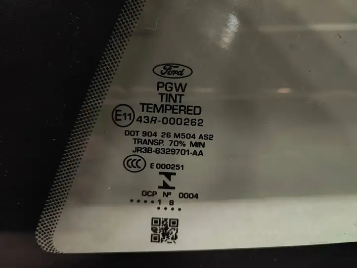 Ford Mustang VI (2015 - ) JR3B6329701AA Заднее боковое стекло — фото 2