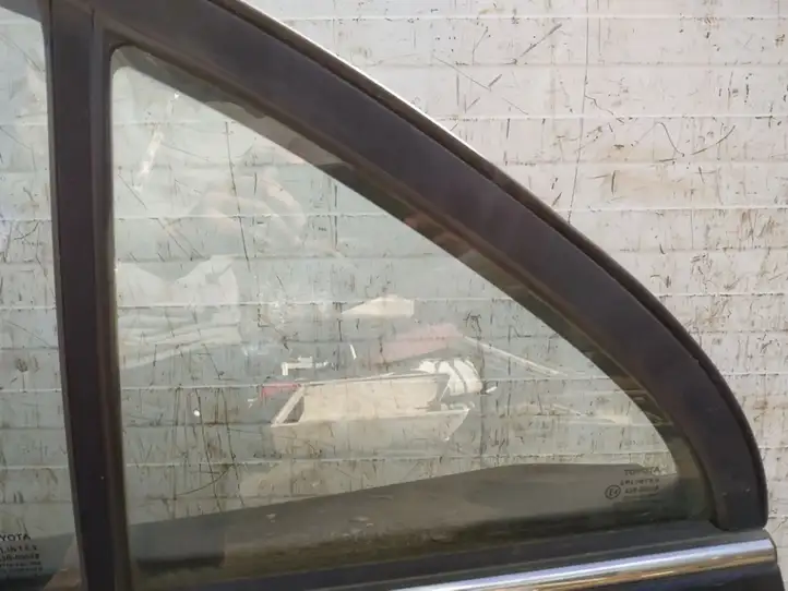 Toyota Avensis T250 (2003 - 2006) Форточка двери — фото 2