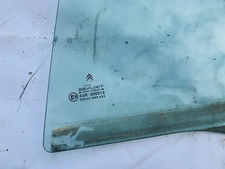 Citroen Xsara Picasso (1999 - 2012) Стекло задней двери — фото 2