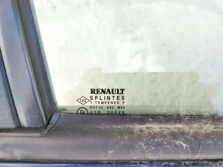 Renault Scenic I (1996 - 2003) Стекло передней двери — фото 2