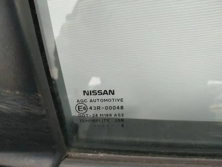 Nissan Qashqai (2006 - 2010) Стекло задней двери — фото 2