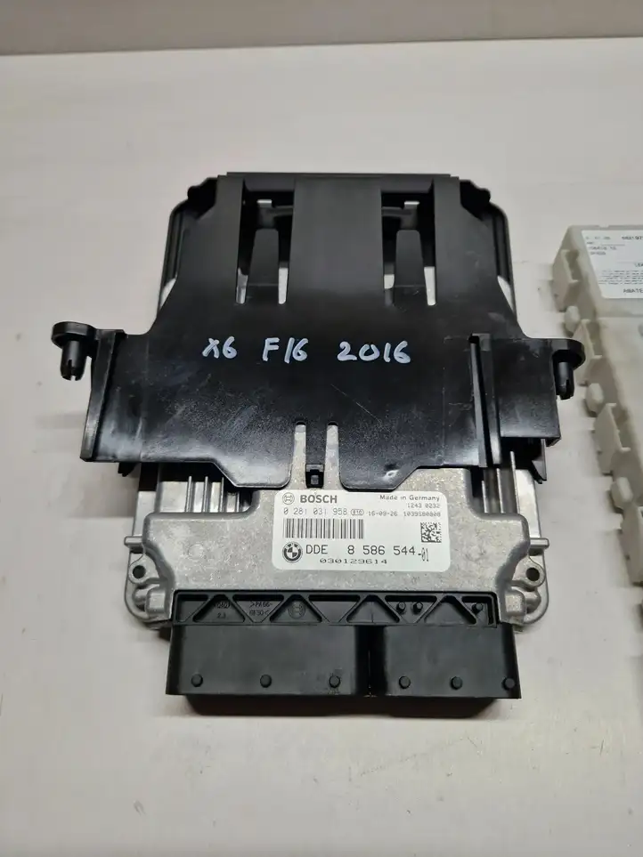 BMW X6 F16 (2014 - 2017) 8586544 Комплект системы зажигания — фото 8