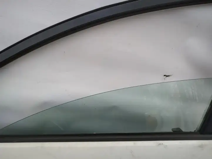 Toyota Corolla Verso AR10 (2004 - 2009) Стекло передней двери — фото 1