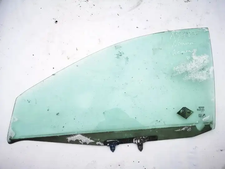 Nissan  (2000 - 2006)   Основное стекло передних дверей (четырехдверного автомобиля)