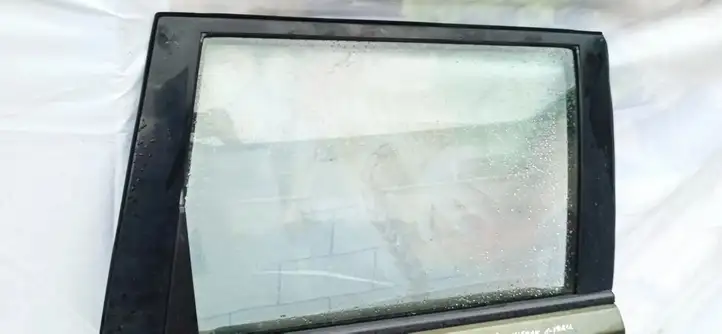 Nissan X-Trail T30 (2001 - 2007) Стекло задней двери — фото 2