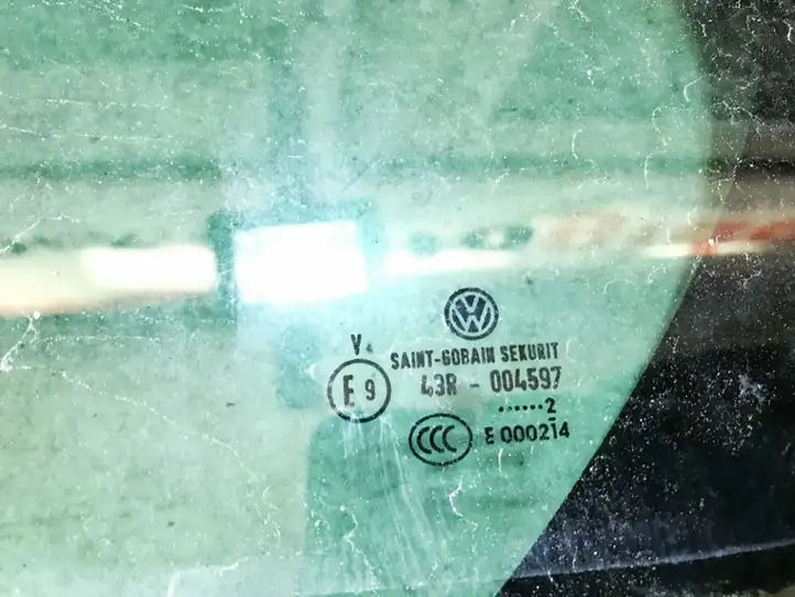 Volkswagen Jetta VI (2011 - 2018) 5c6845213 Форточка двери — фото 3