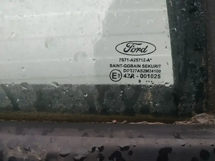 Ford Mondeo MK IV (2007 - 2014) Стекло задней двери — фото 2