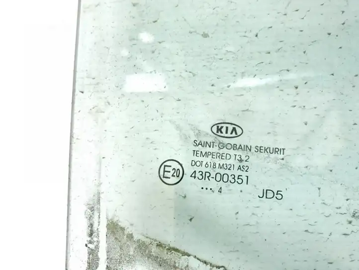 Kia Ceed (2012 - 2015) Стекло задней двери — фото 2