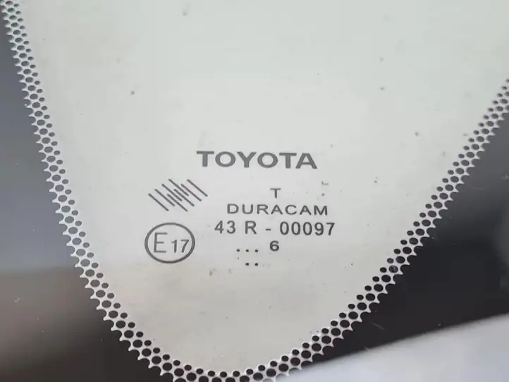 Toyota Verso (2012 - 2015) 756420F010 Заднее боковое стекло — фото 2