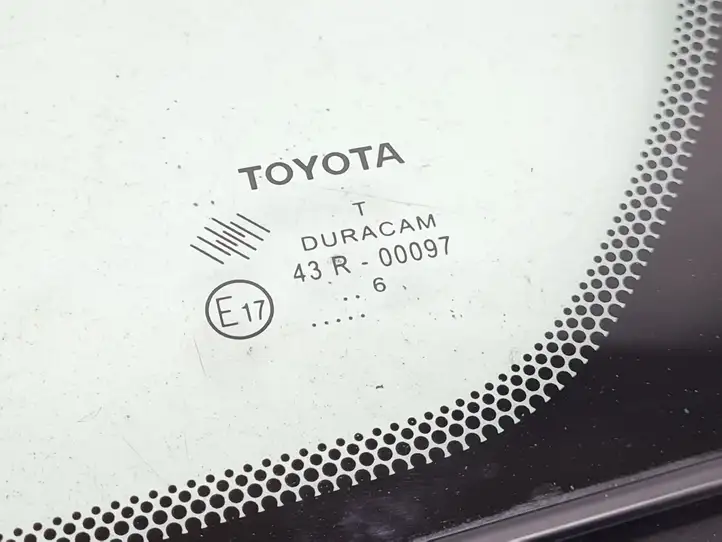 Toyota Verso (2012 - 2015) 43R00097 Треугольное стекло кузова — фото 2