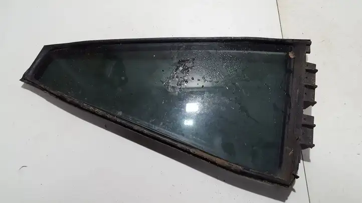 Toyota RAV 4 (XA30) (2006 - 2016) 6818942040 Форточка двери — фото 1
