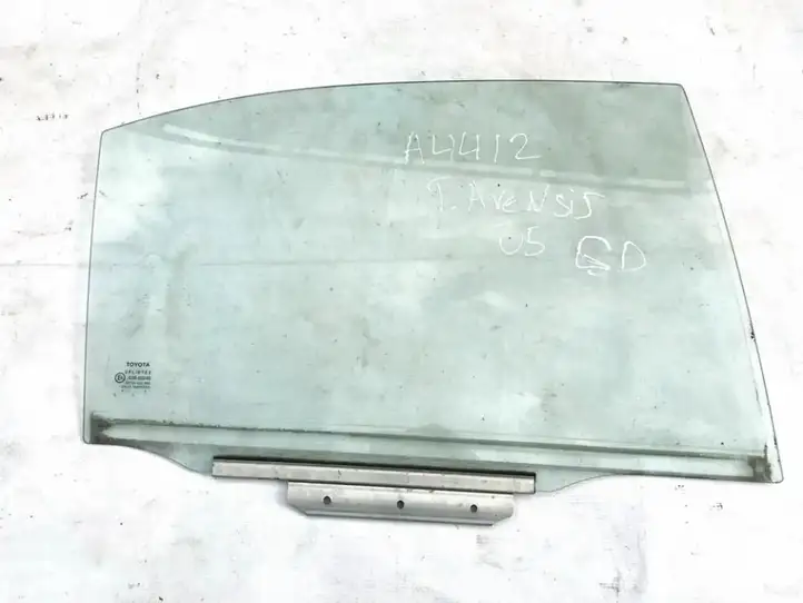 Toyota Avensis T250 (2003 - 2006) Стекло задней двери — фото 1