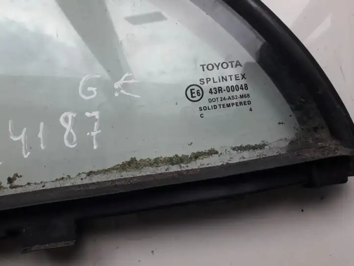 Toyota Avensis T250 (2003 - 2006) Форточка двери — фото 2