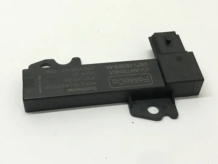 Ford Focus (2019 - ) DS7T15K603AA Антенна системы Keyless — фото 6
