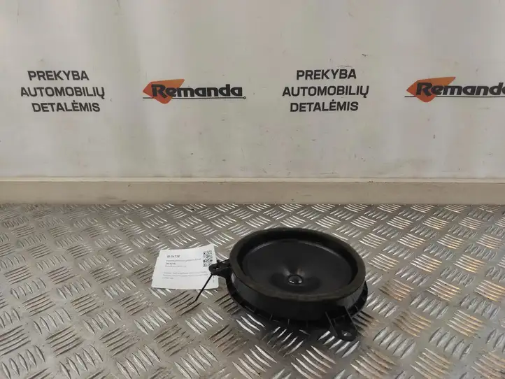 Toyota RAV 4 (XA50) (2018 - ) 861601A210 Динамики задних дверей — фото 1