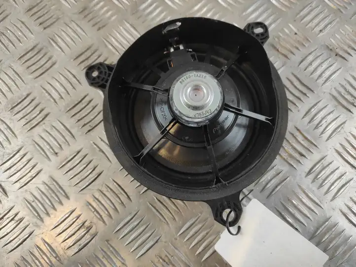 Toyota RAV 4 (XA50) (2018 - )  861601A210 Громкоговоритель (громкоговорители) в задних дверях