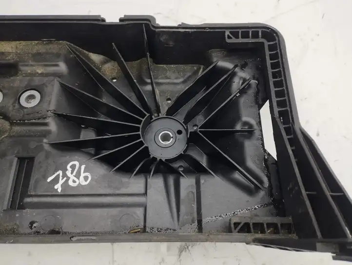 Seat Leon IV (2020 - ) 5WA915331 Площадка аккумулятора — фото 6