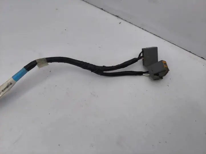 Tesla Model S (2012 - 2016) 100562700B Антенна системы Keyless — фото 6