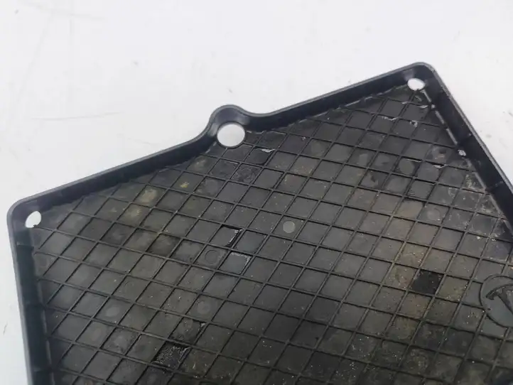 Tesla Model S (2012 - 2016) 102866800B Площадка аккумулятора — фото 3
