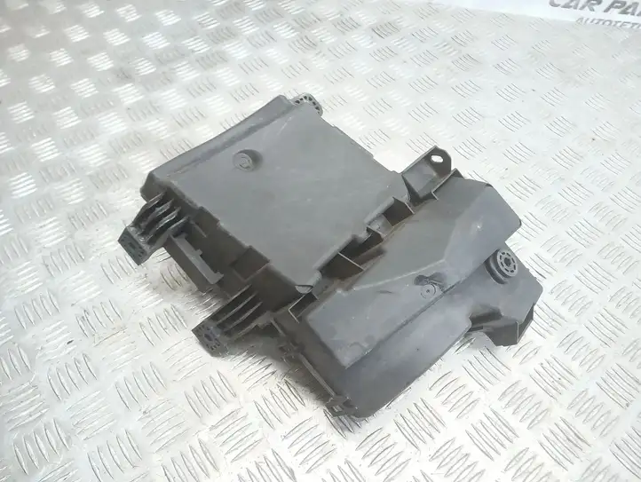 Nissan Qashqai (2010 - 2013) 284B8JD00A Прочие детали моторного отсека — фото 3